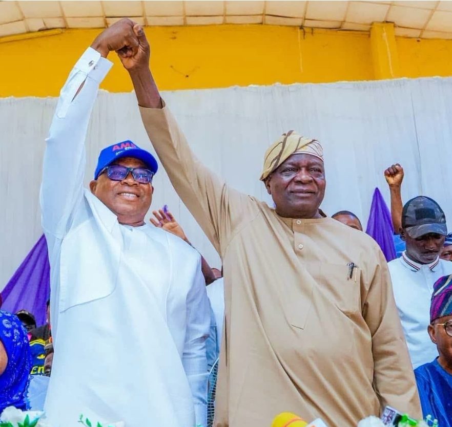Osun 2026: Oyinlola Makes U-Turn, Backs Oyebamiji Two Weeks After Endorsing APM Candidate